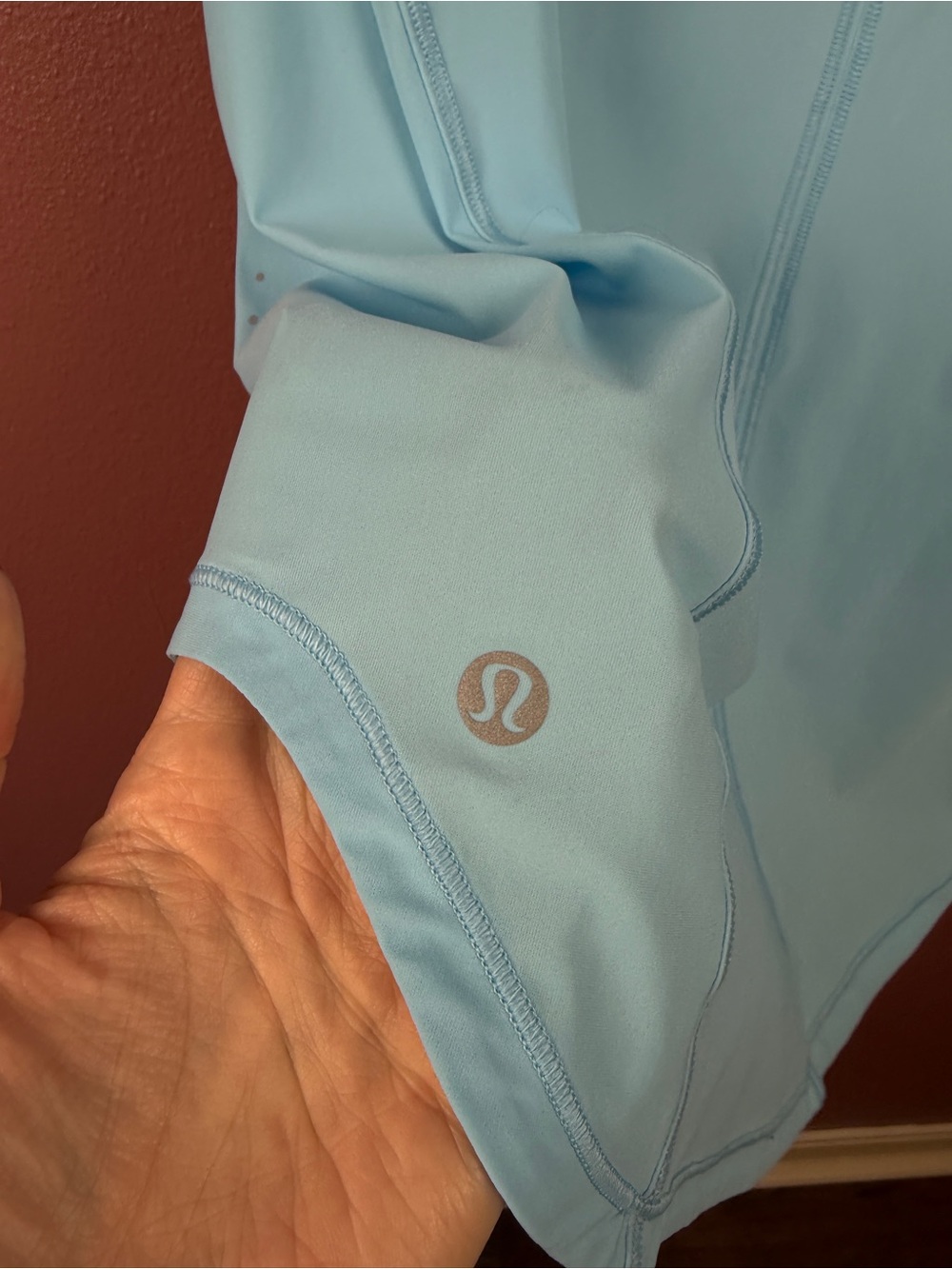Lululemon Light Blue Mesh-Back Tank Top Size 6 - Picture 2 of 5